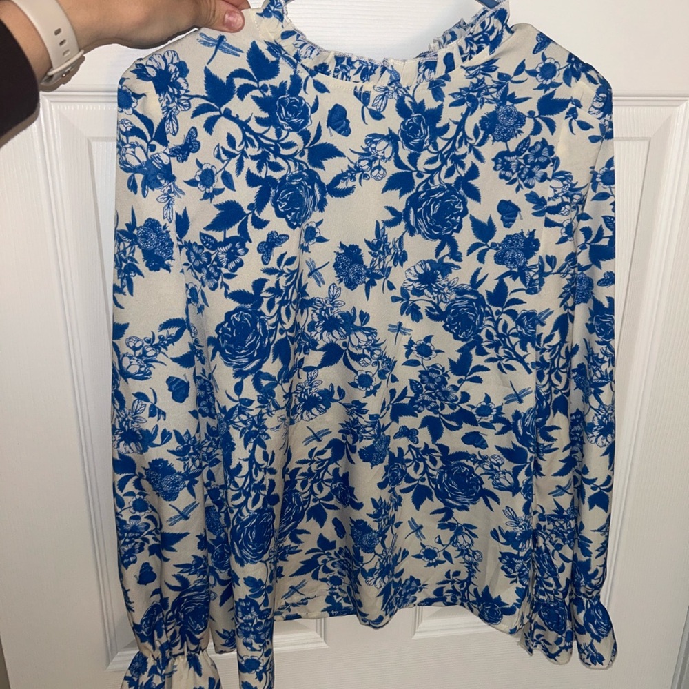 SHEIN Blue Floral Blouse